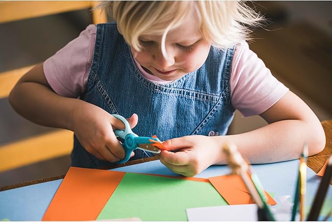 Fiskars Training Scissors for Preschoolers Ages 3+, Small Kids Safety Scissors with Training Lever, Easy to Use, Preschooler Art Supplies, Back To School, Turquoise