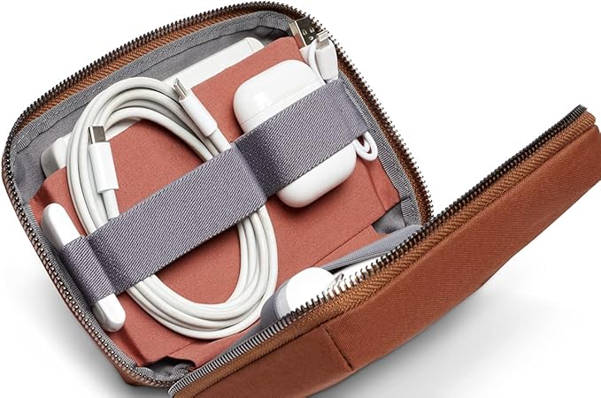 Bellroy Tech Kit Compact (Tech Accessories Organizer, Zipper Pouch) - Bronze
